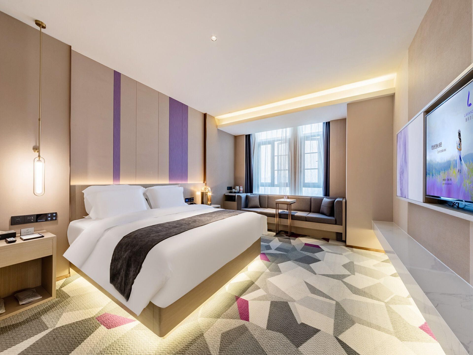 Lavande Hotel Yichang East Station Chengdong Avenue WH - 1 Bed Room with View