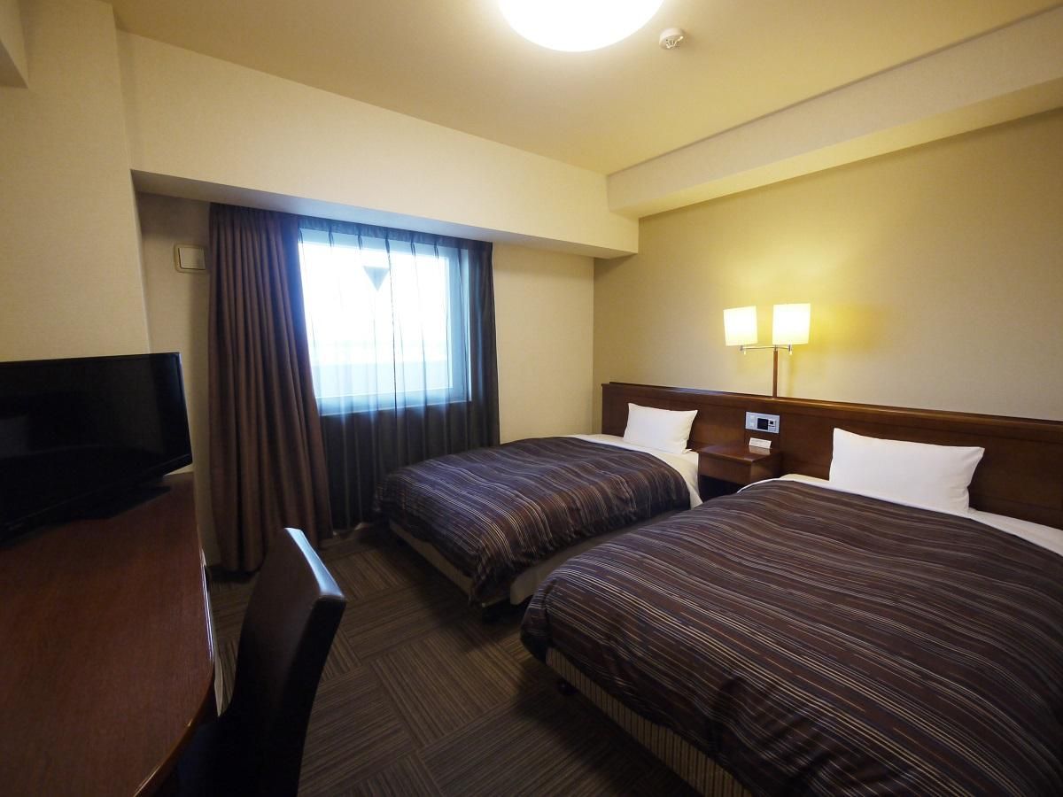 Twin Room - Non-Smoking
