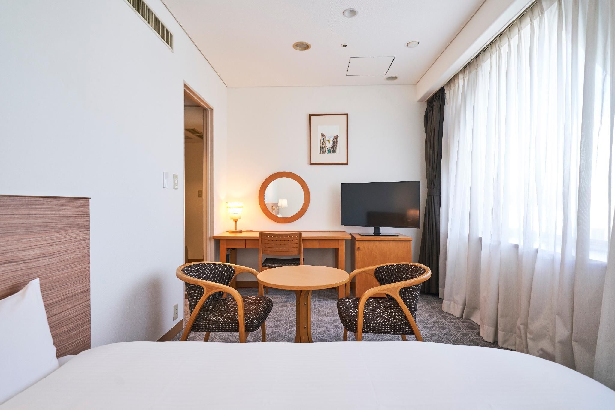 Twin Room - Non-Smoking