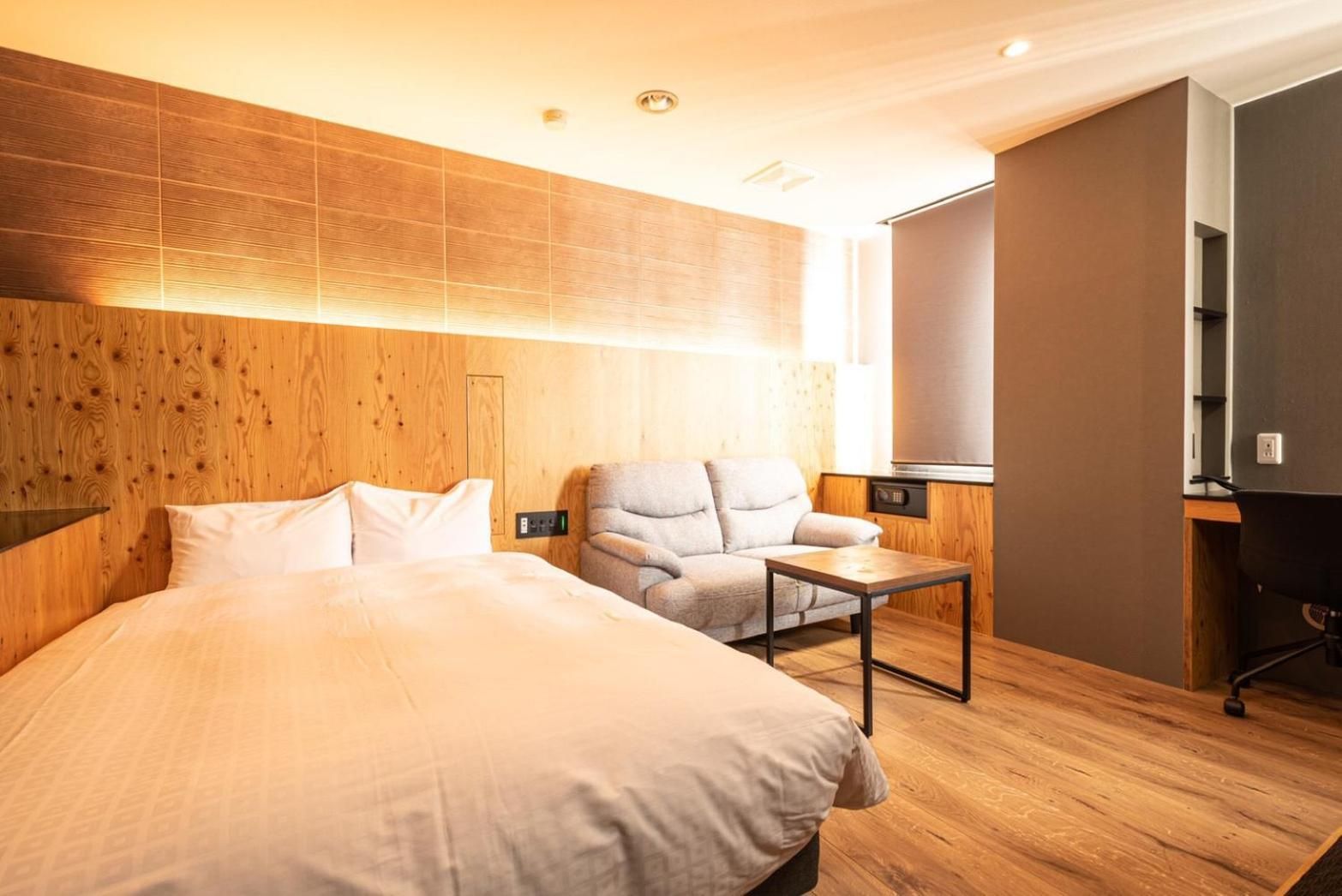 Large Double Room