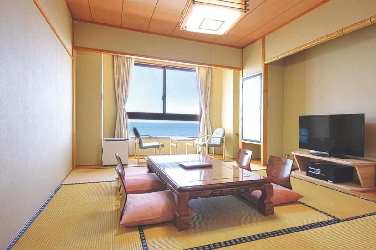Japanese-Style Quadruple Room