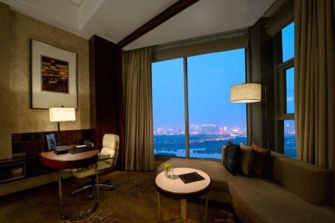 JW Marriott Hotel Harbin River North Executive, Executive lounge access, Guest room, 2 Twin, River view 3
