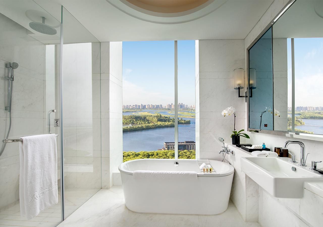 JW Marriott Hotel Harbin River North Executive Suite, Executive lounge access, 2 Bedroom Suite, Bedroom 1: 1 King, Bedroom 2: 2 Twin