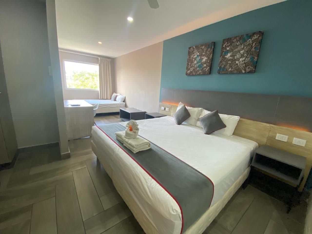 Deluxe Quadruple Room