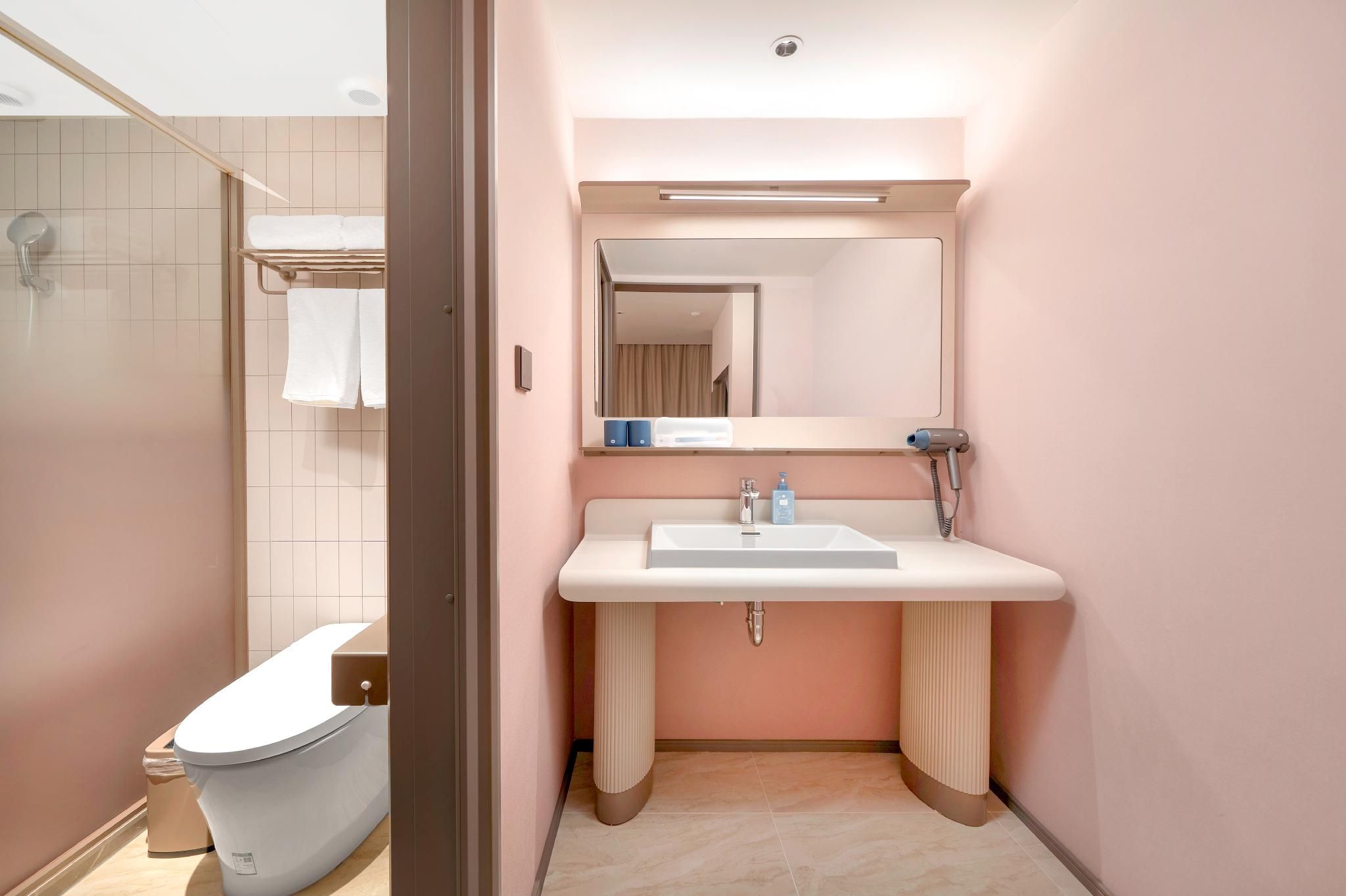 Huazhu - Business Bed Room