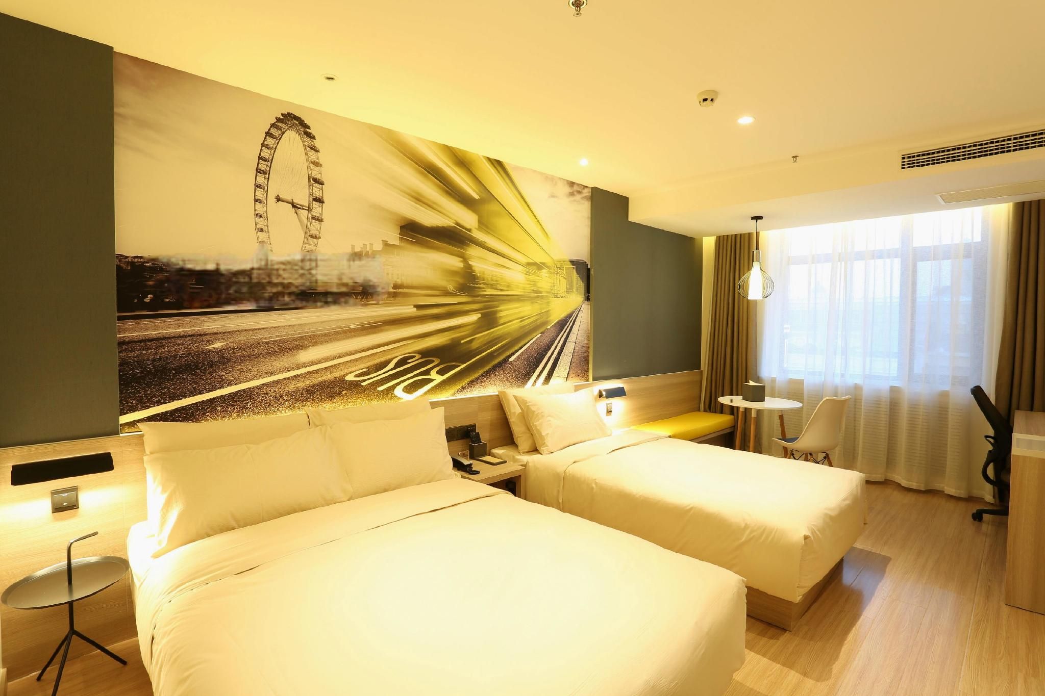 Standard Twin Bed Room