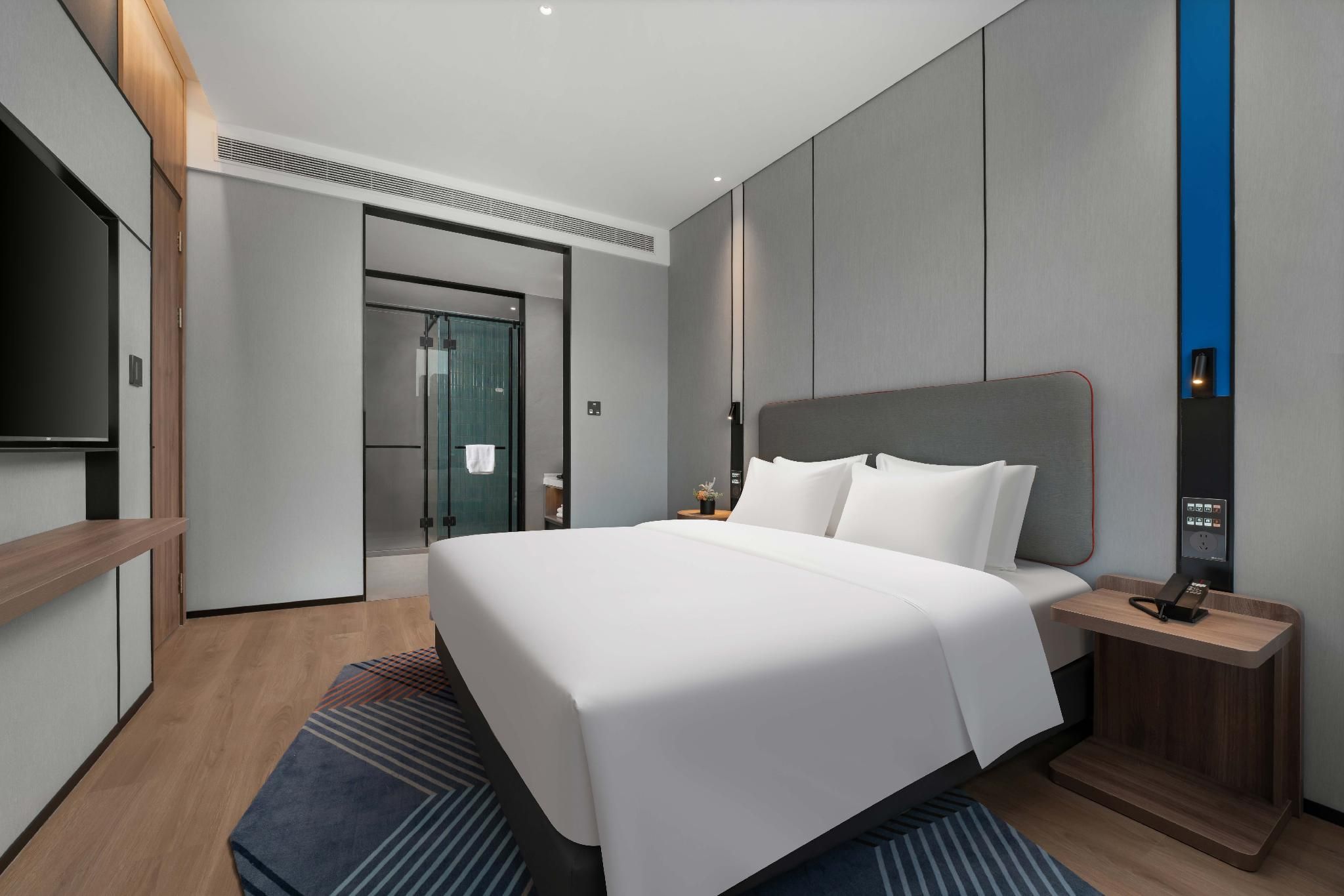 1 Bedroom Suite