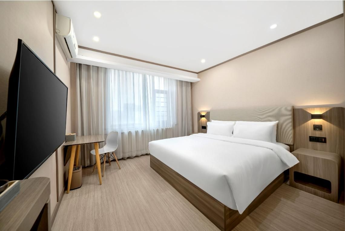 Huazhu - Superior BedRoom