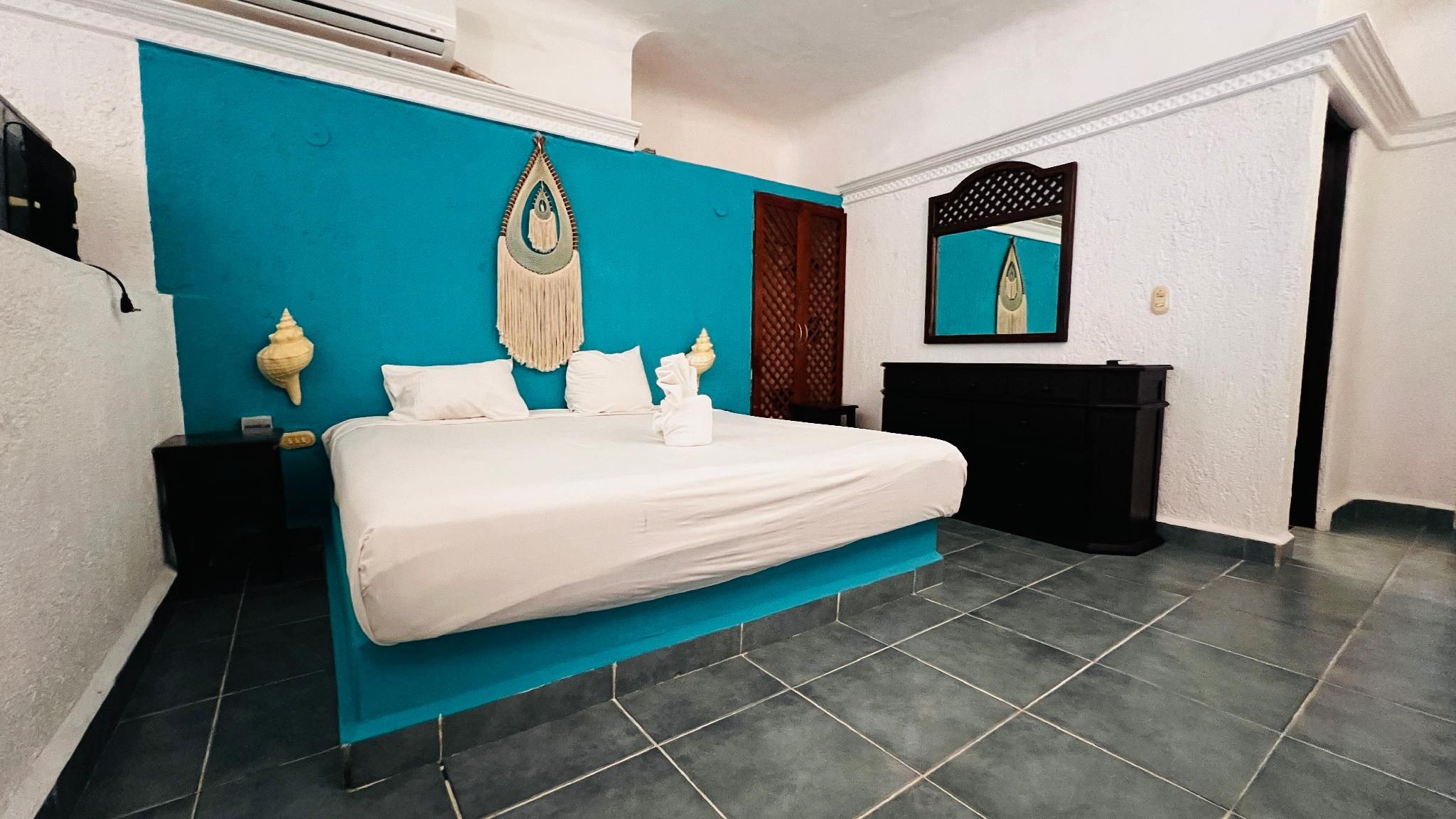 Double Suite