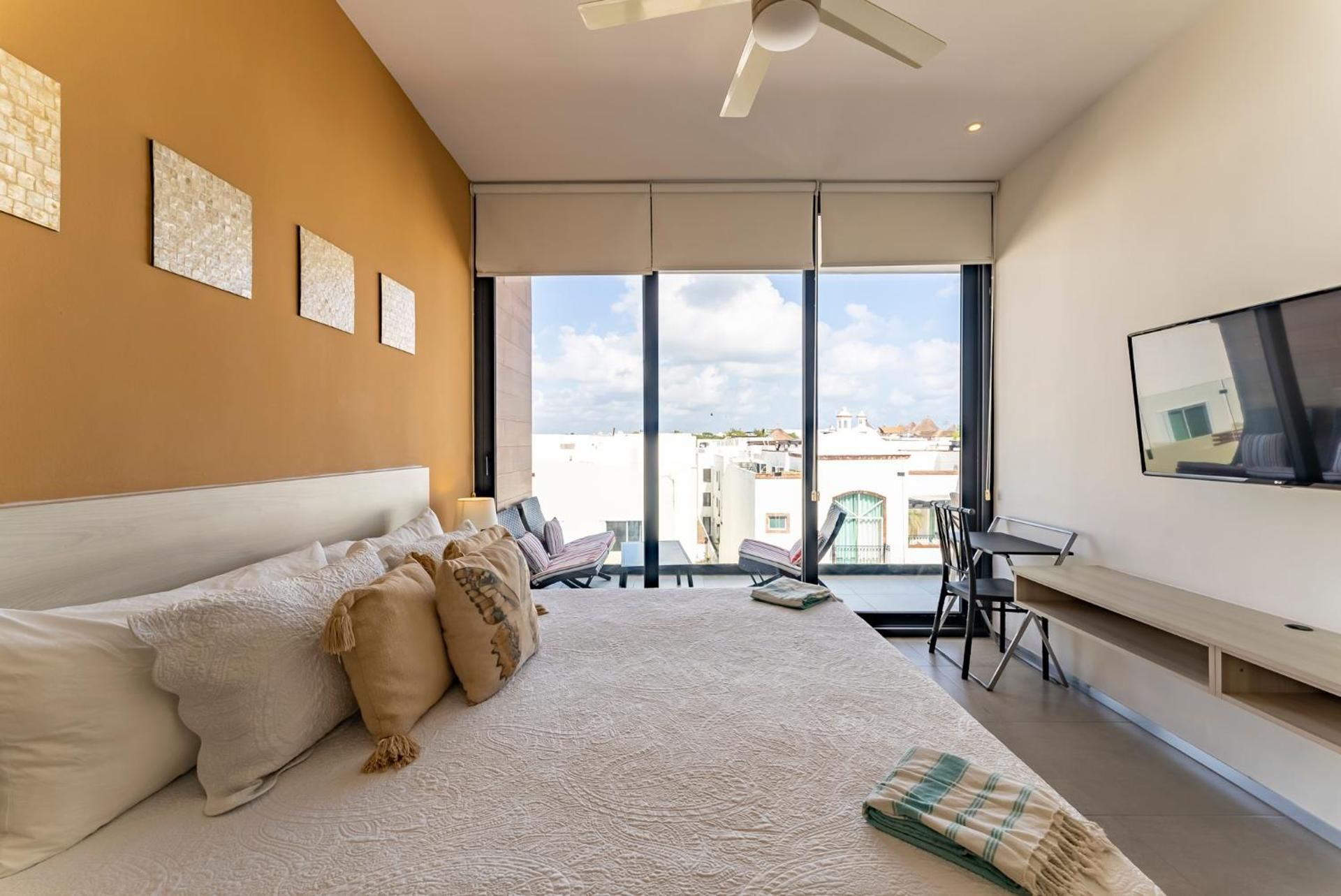 Apartment with Balcony