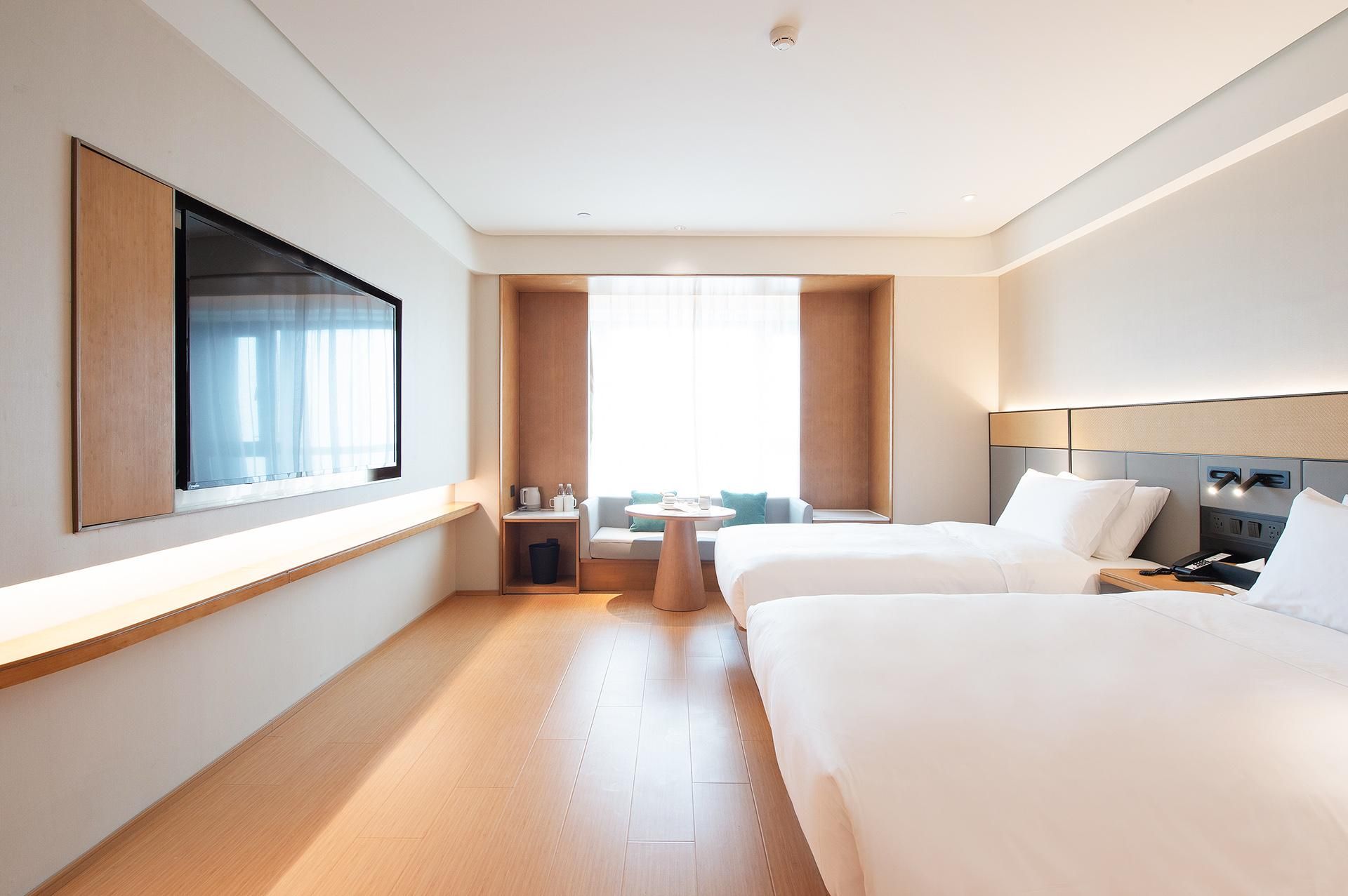 26069358_210727170200104020660