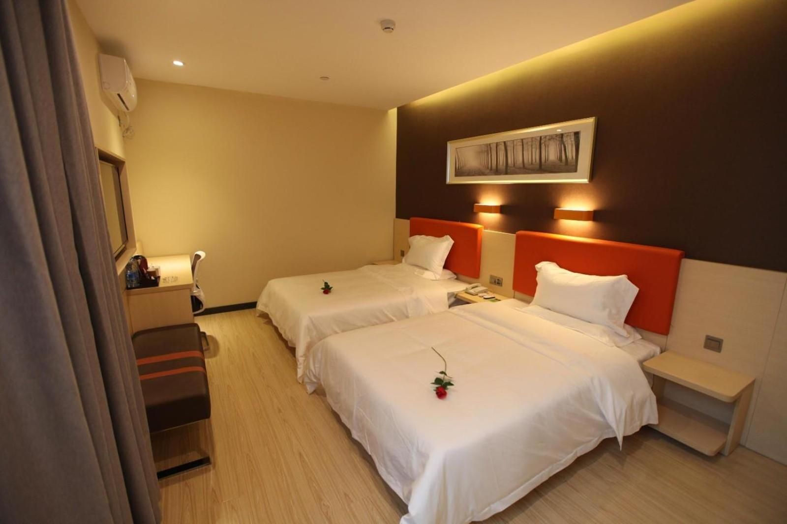 Premium Deluxe Twin Room