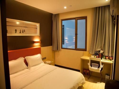 7 Days Premium Harbin Xufu Road Feature Queen Room