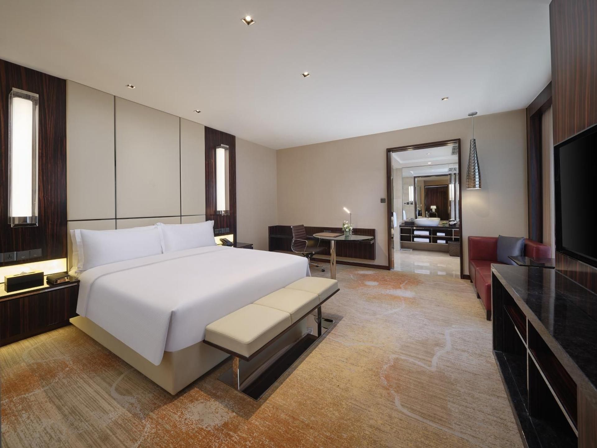 King Deluxe Suite