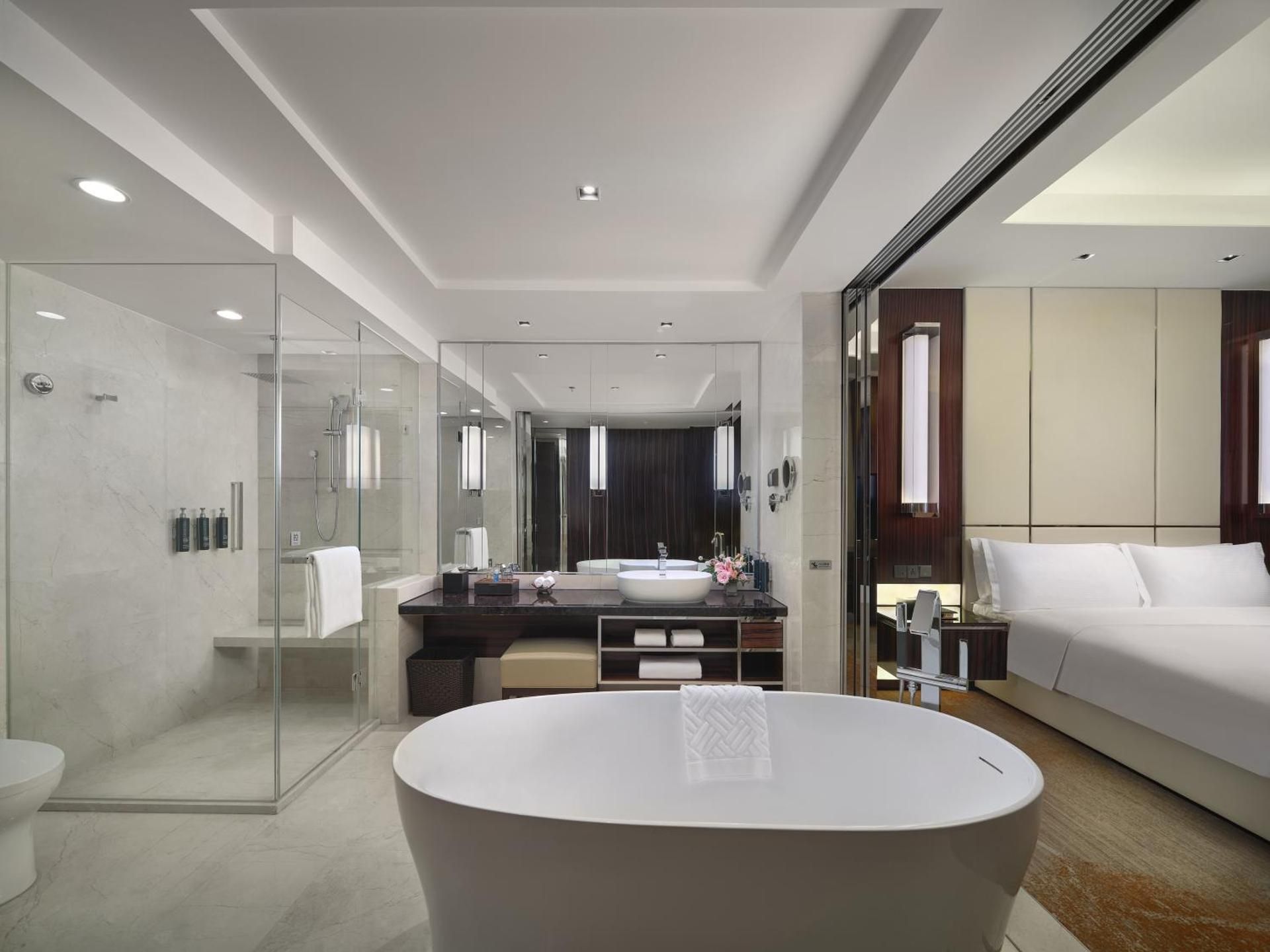 King Guest Room High Floor