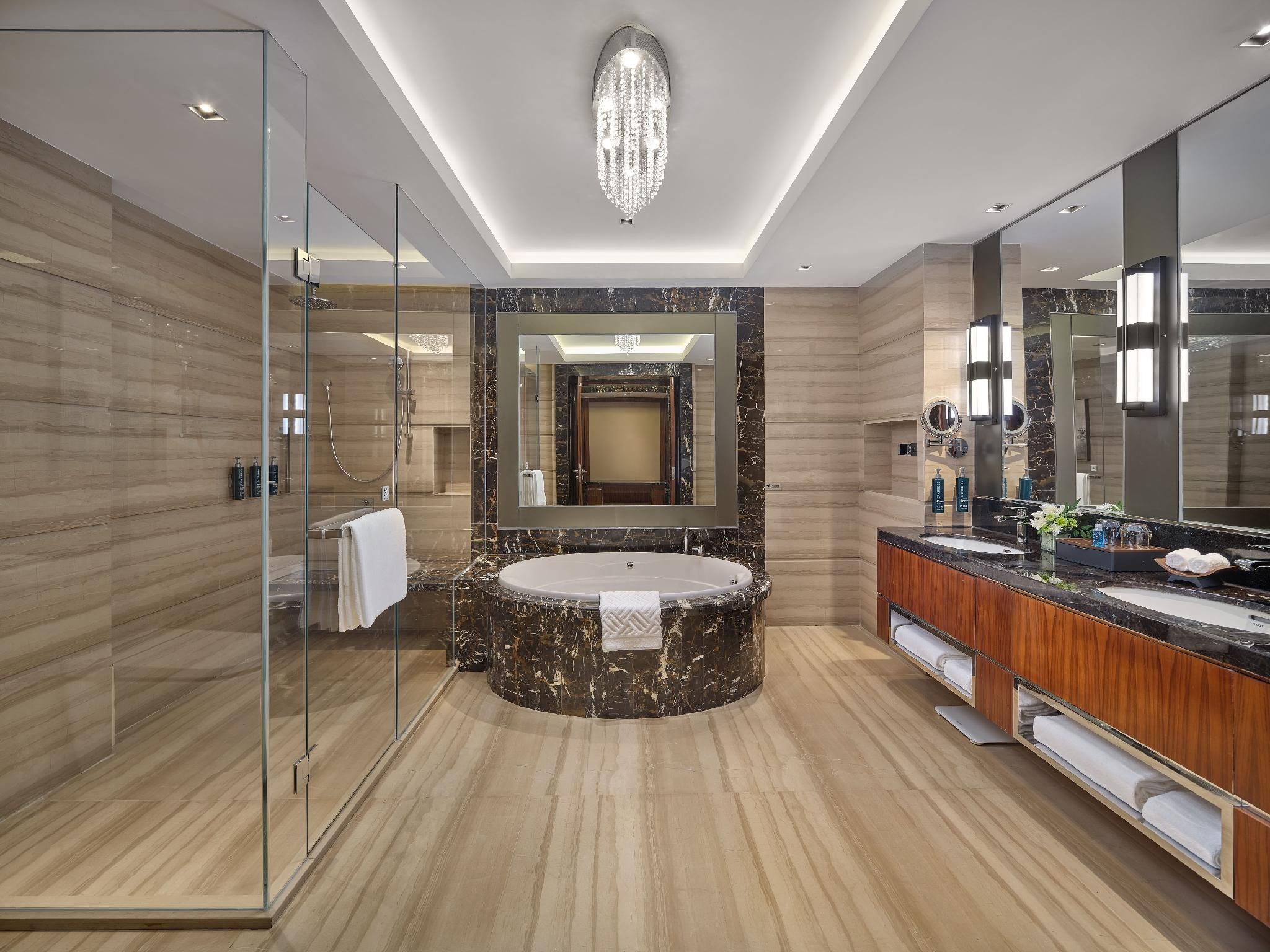 King Presidential Suite
