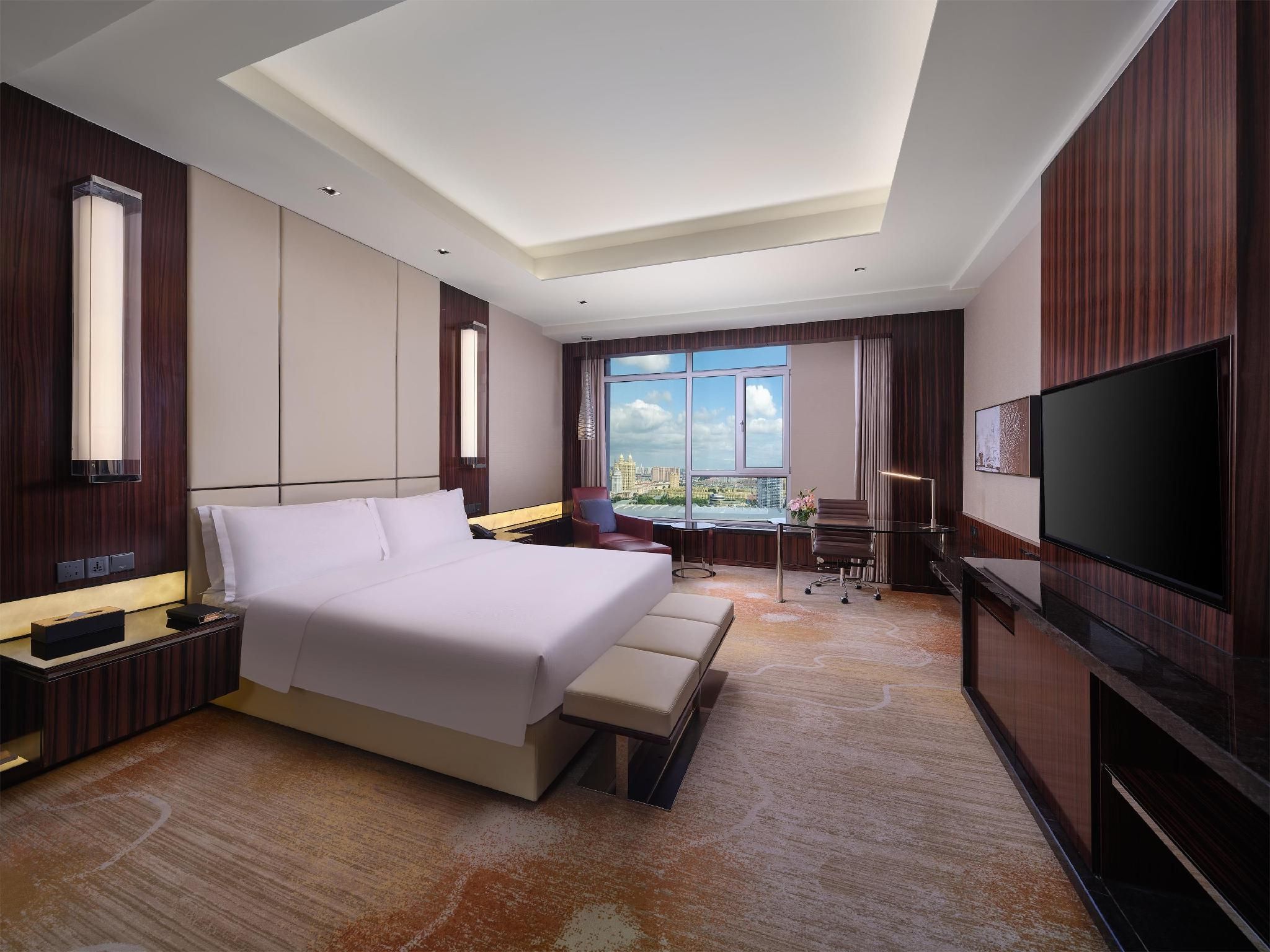 King Guest Room