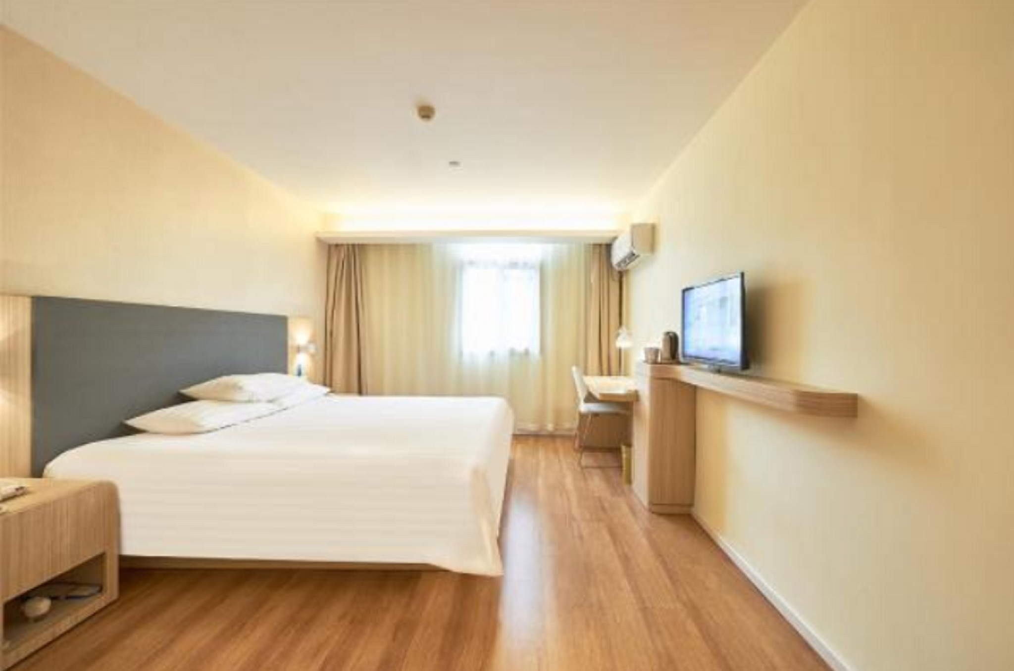 Huazhu - Superior BedRoom