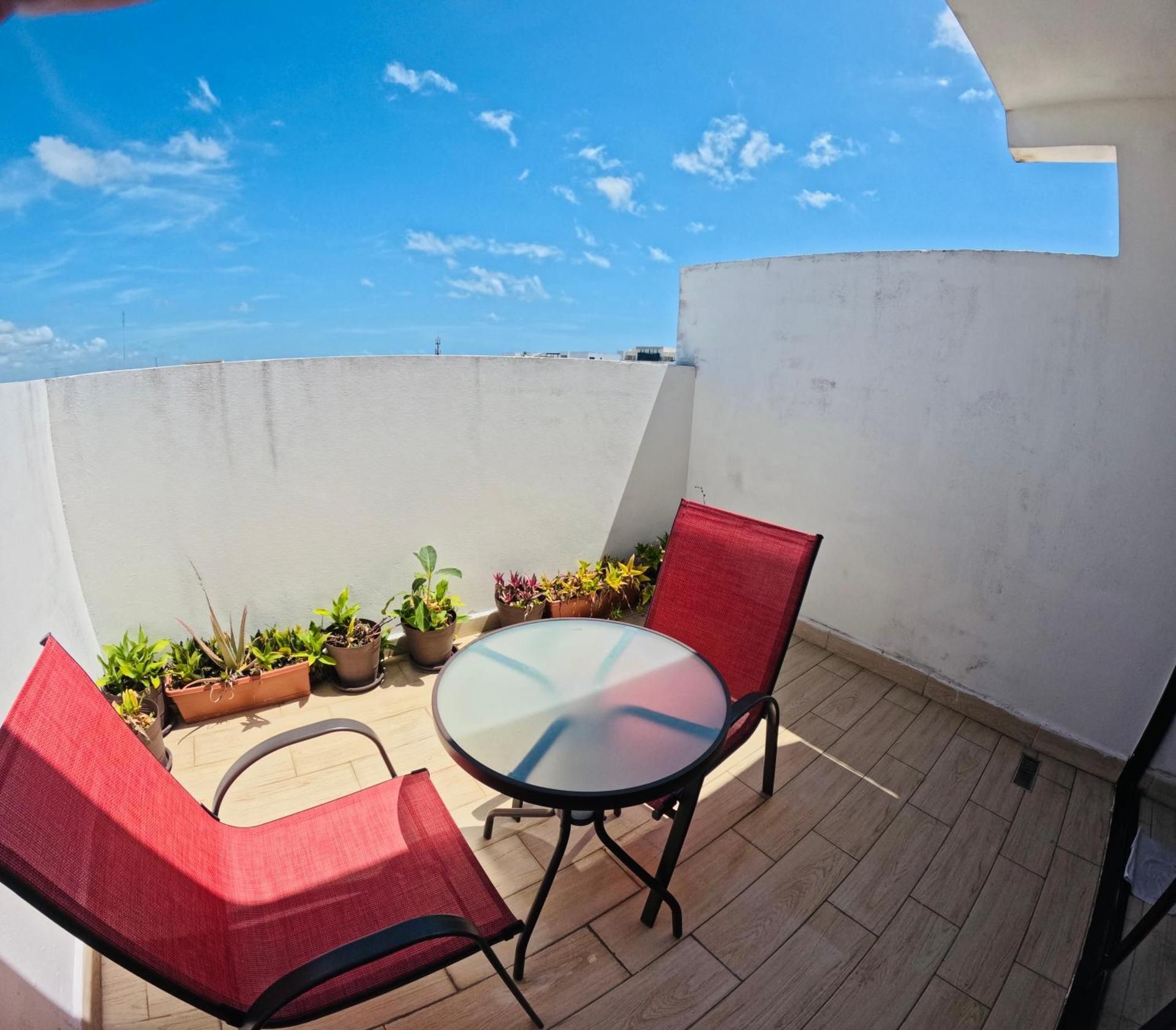 Studios with roofpool in Vanessa 24 Studio with Terrace 2