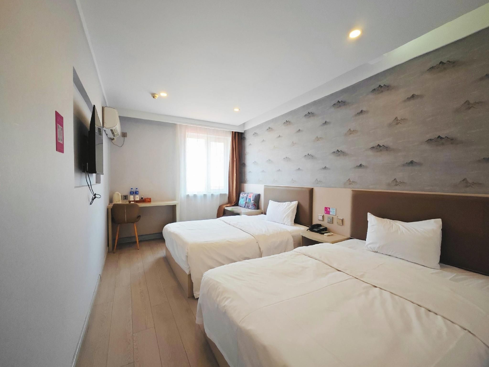 BUSINESS TWIN BED ROOM