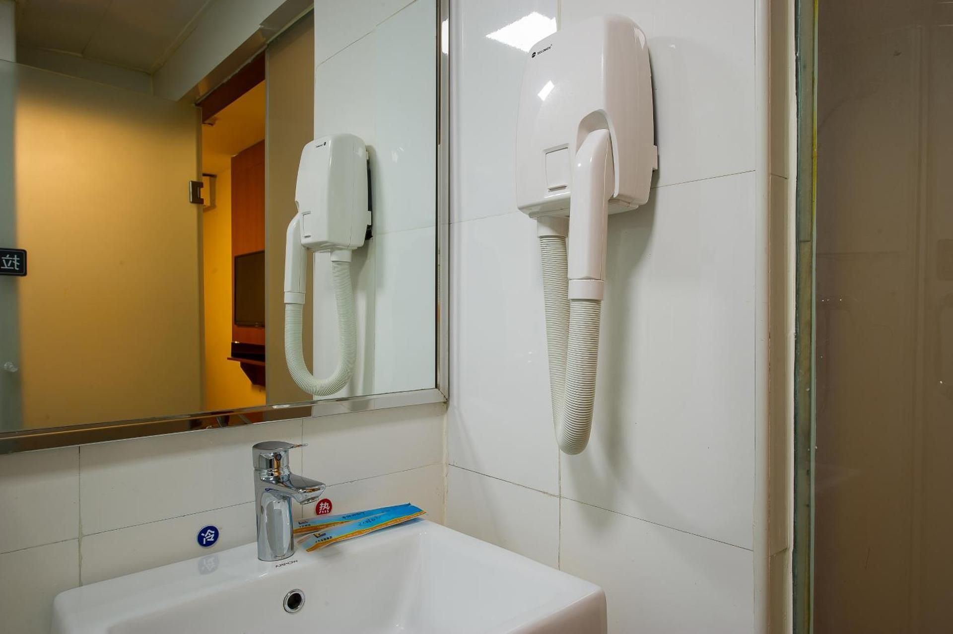 Mainland Chinese Citizens - Twin Room