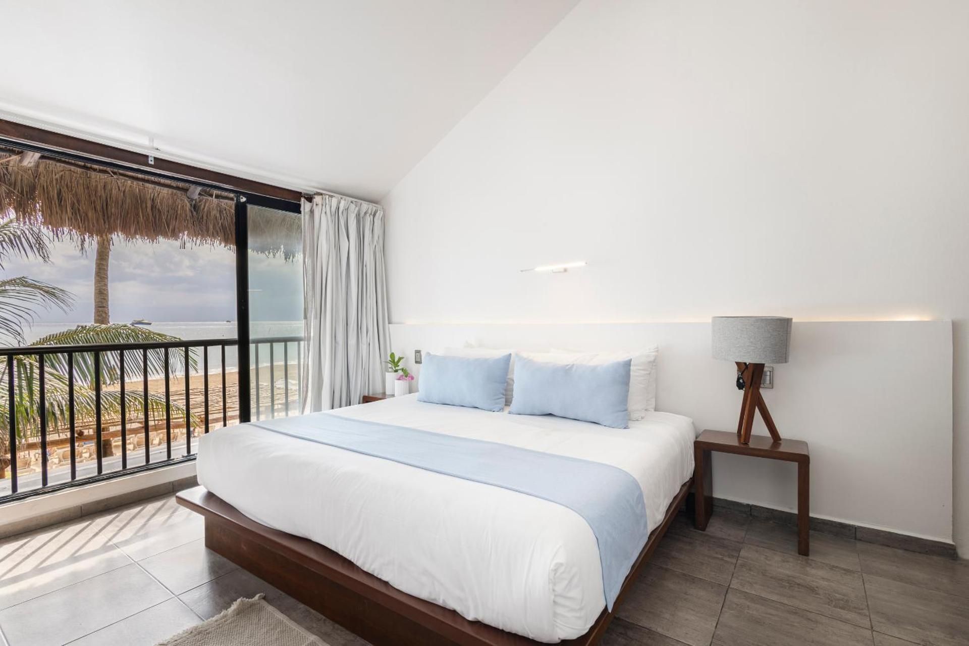King Suite with Ocean View