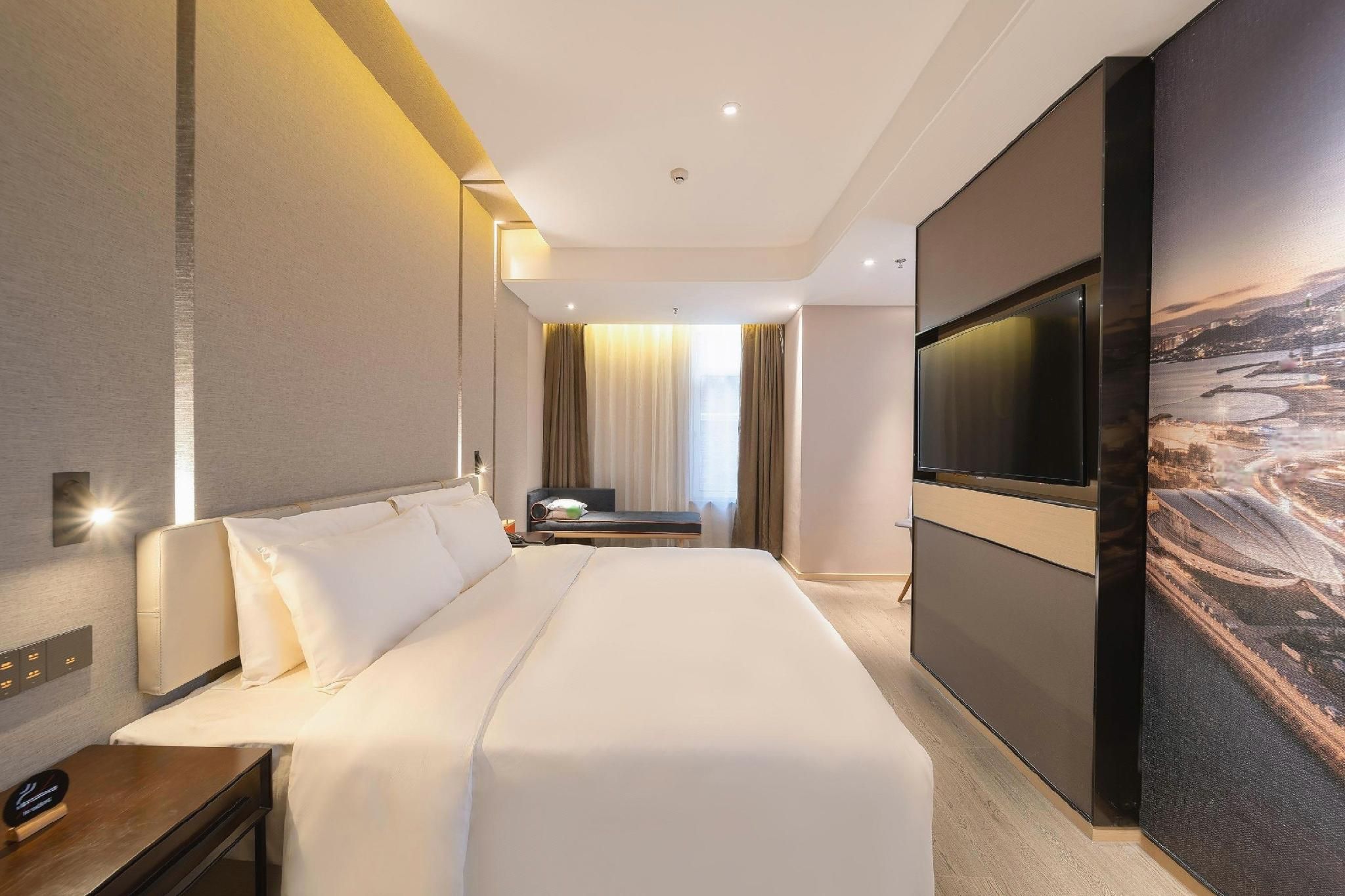 Atour - Elegant Room