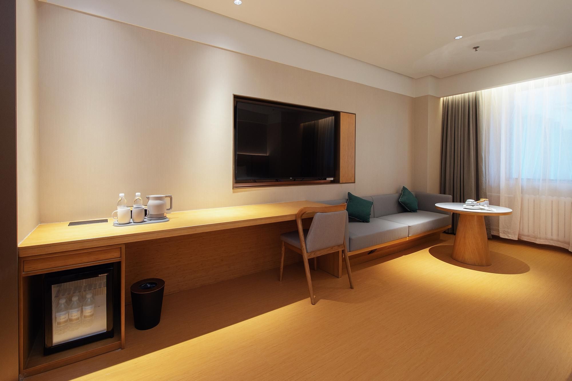 Huazhu - Family Room