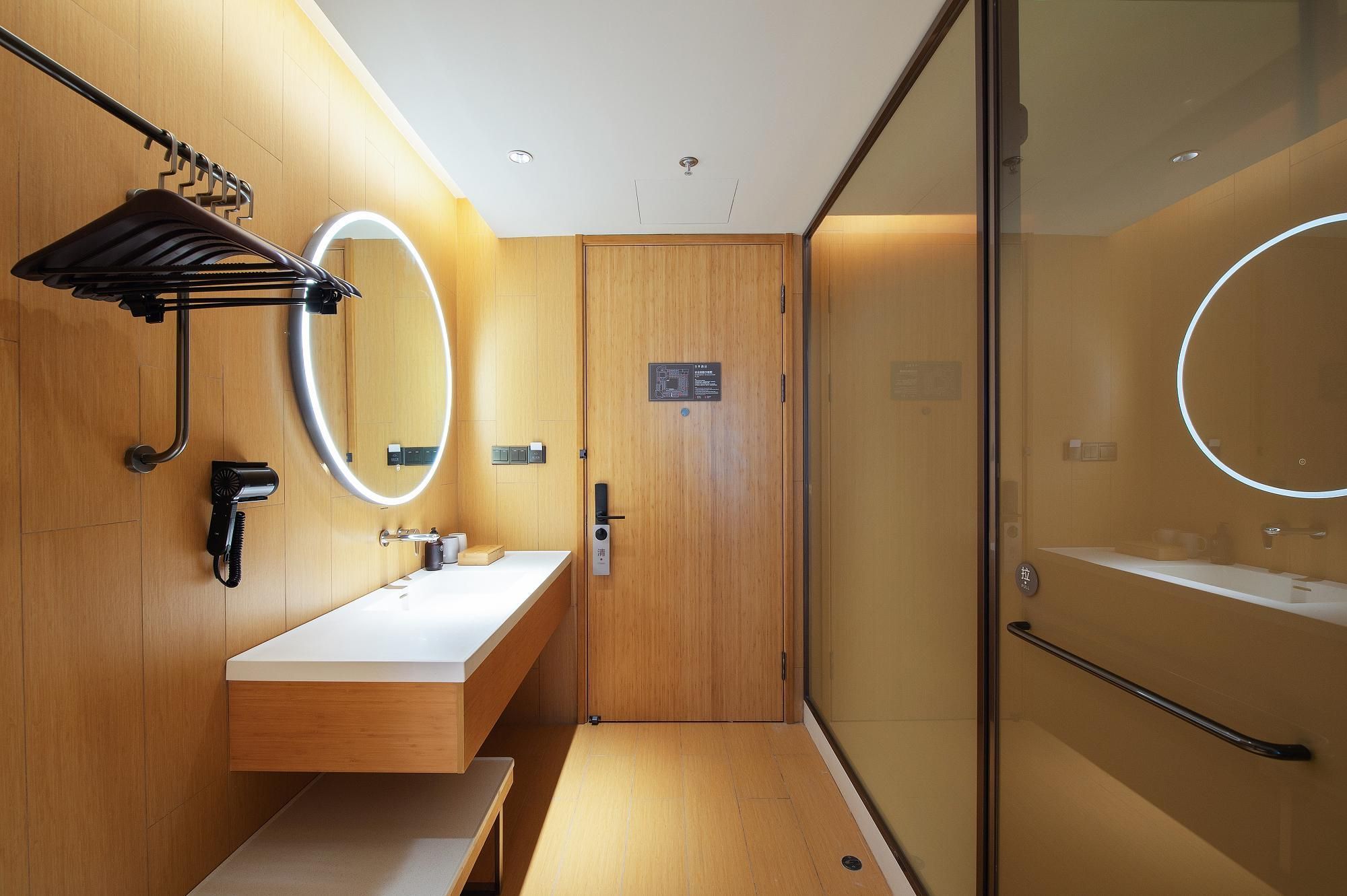 SHUYA Superior Queen Room