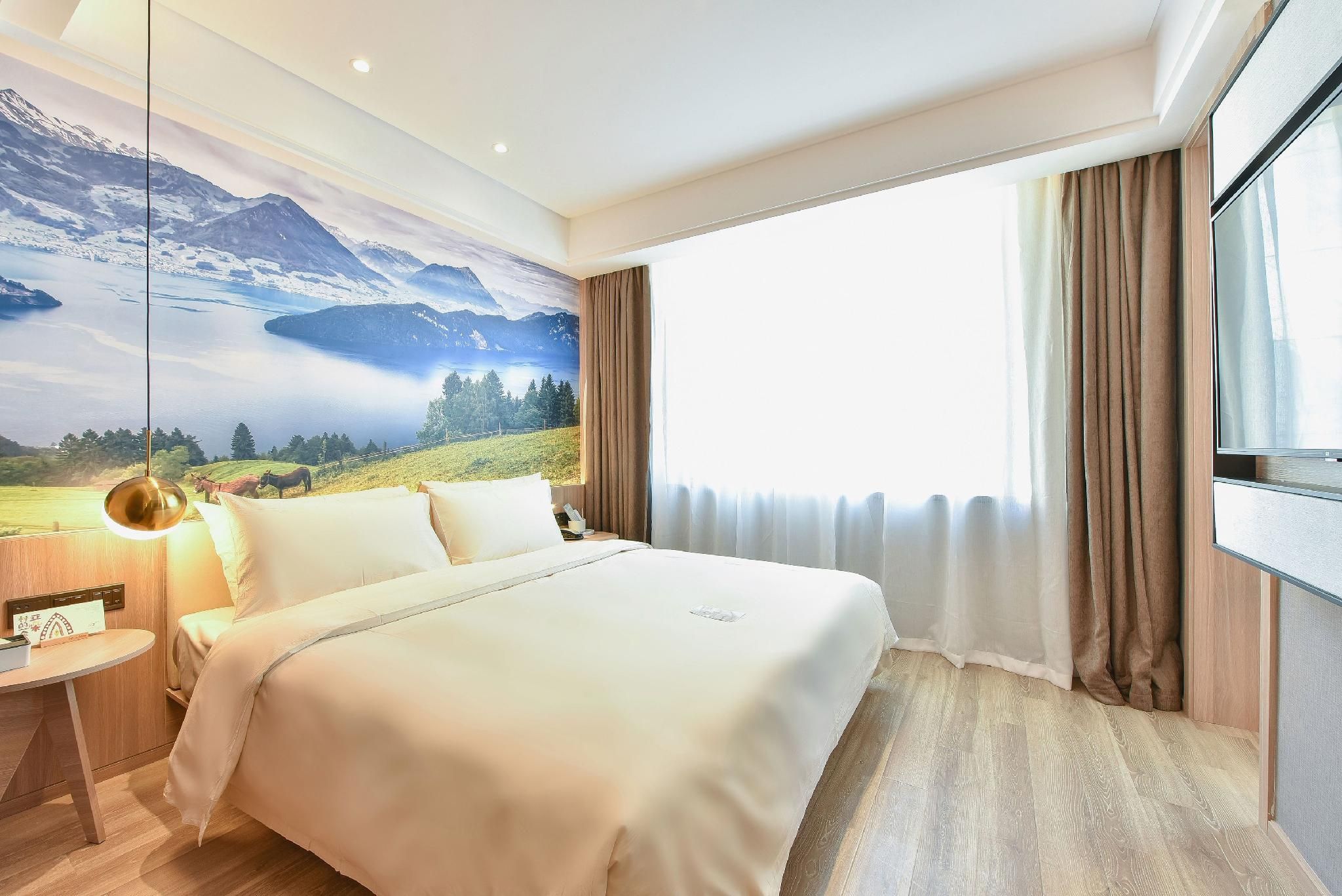 Select Suite