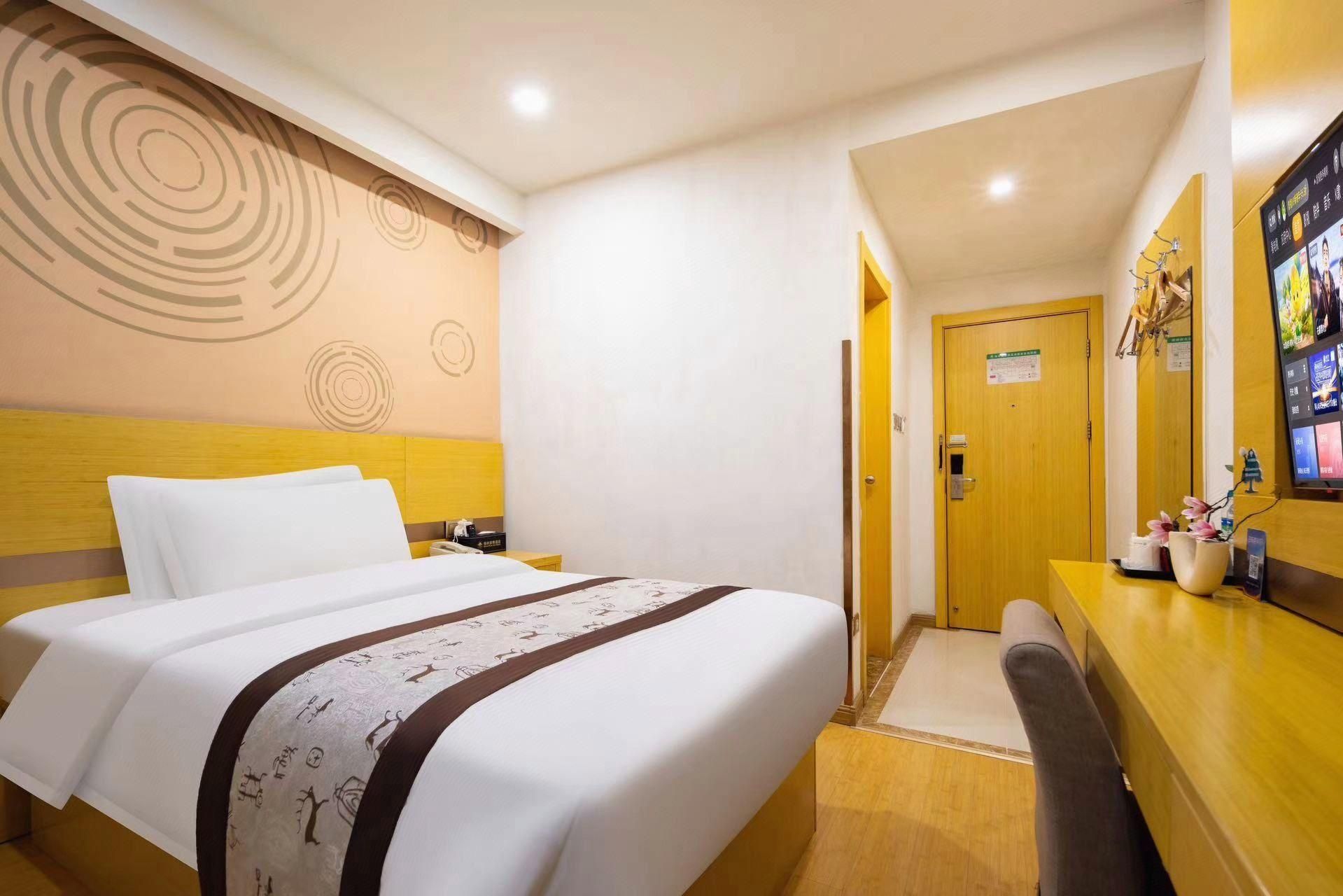 GTI - 1 Bed Guest Room, 1.5M Bed