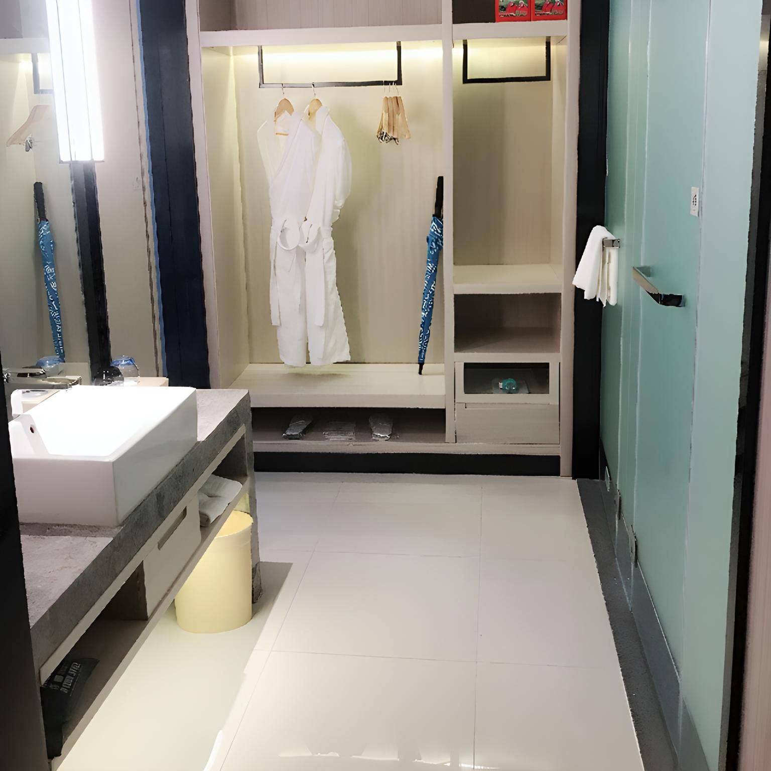 Dossen - Deluxe Bed Room