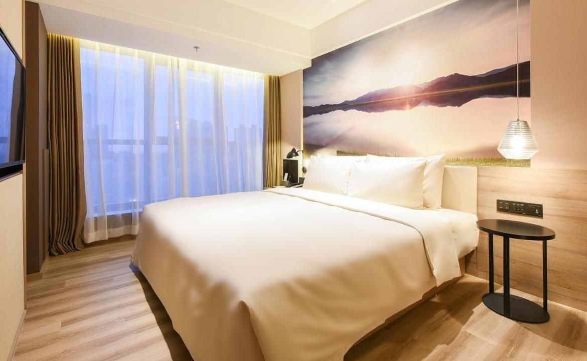 Superior Suite with View