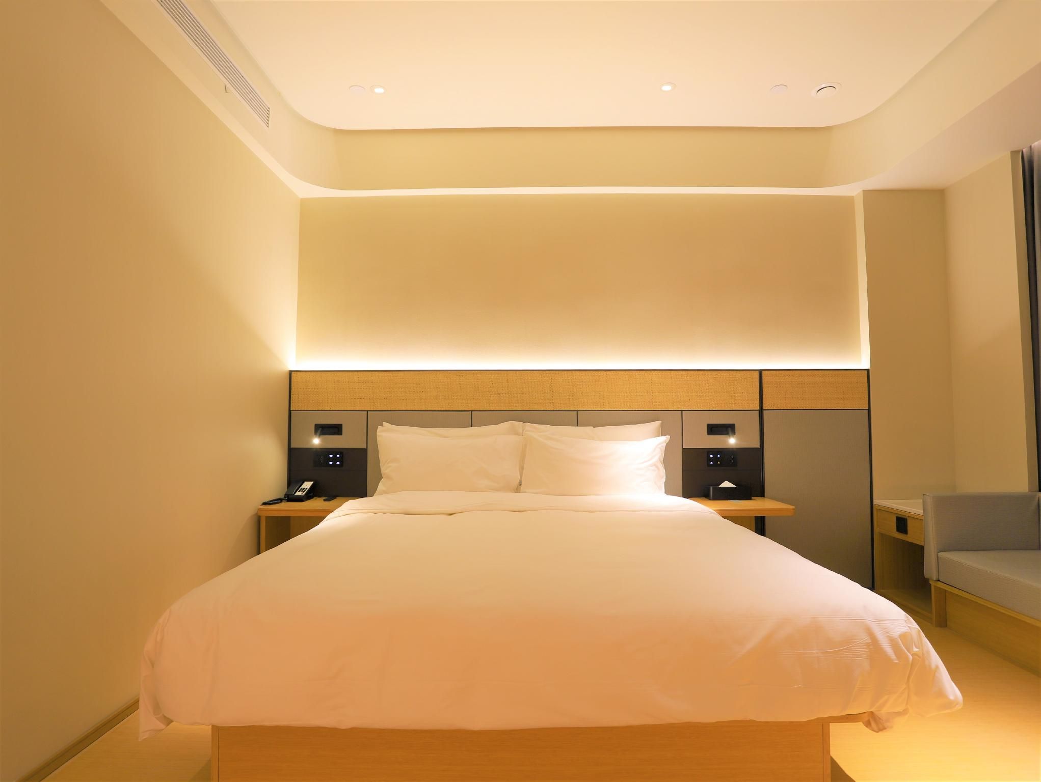 Huazhu - Superior Bed Room A