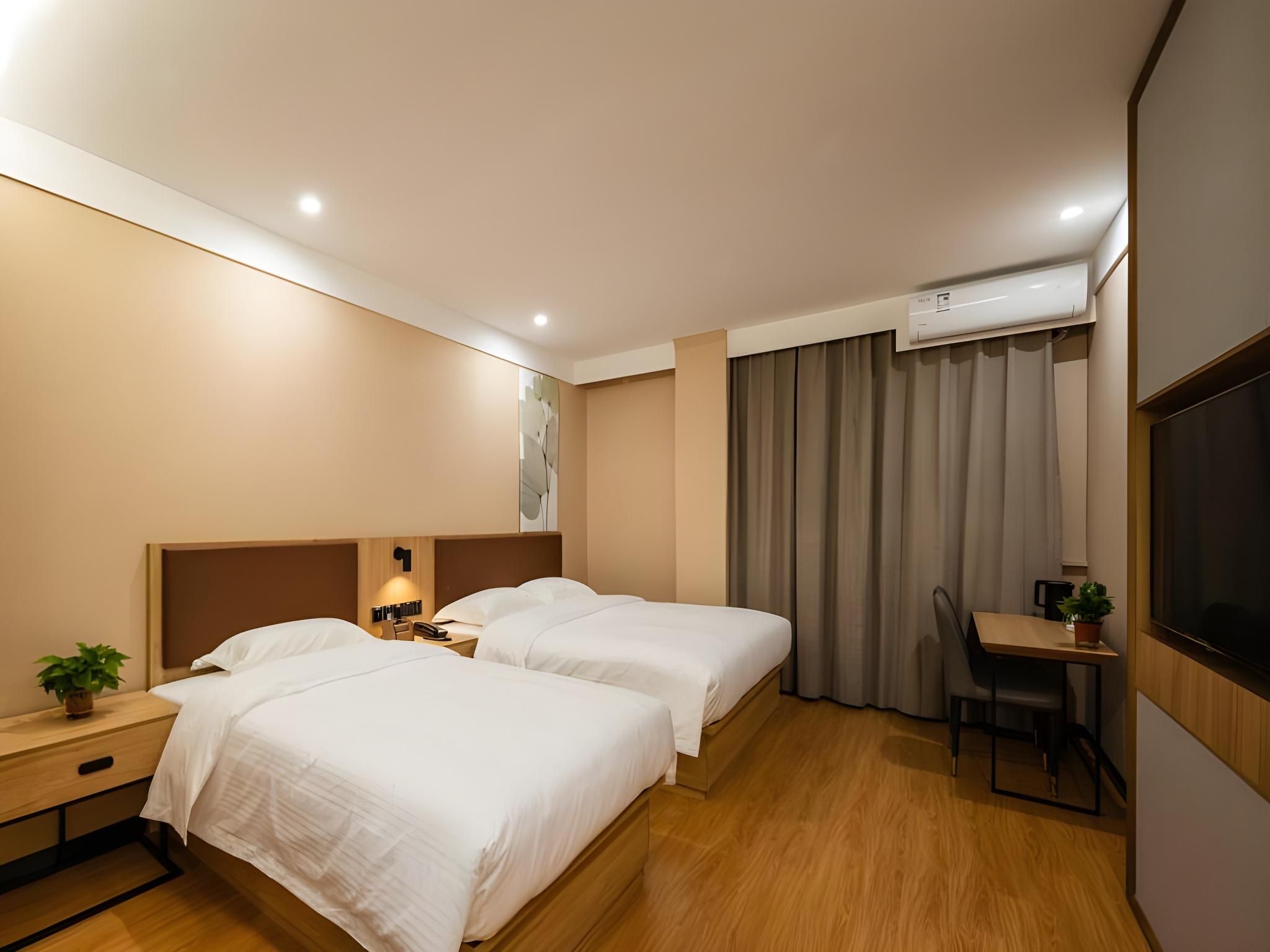 Green Tree Inn Shenyang Middle Street Family Room 2