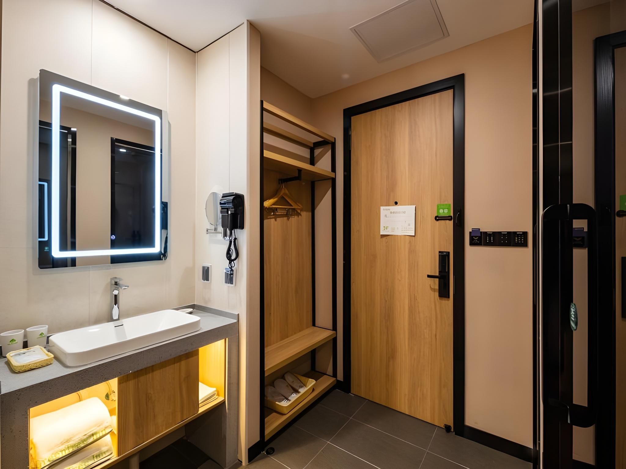 Green Tree Inn Shenyang Middle Street Family Room 3