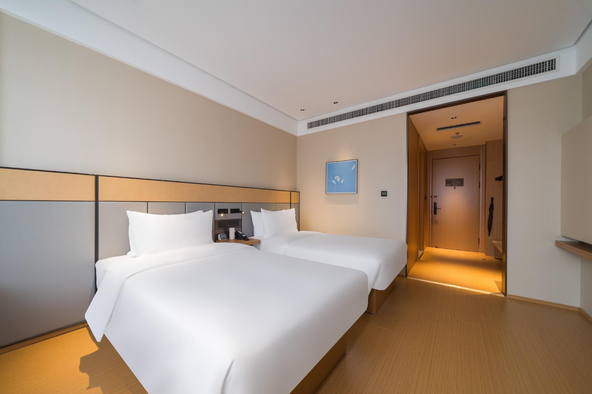 Twin Business Room