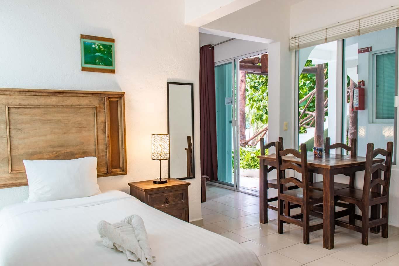 Bed & Breakfast Casaejido Studio for 3 Adults