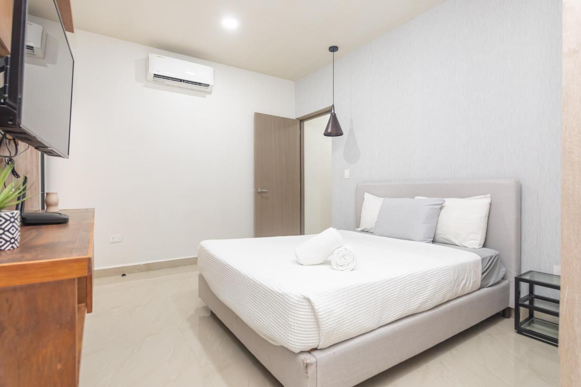 One-Bedroom Apartment with Balcony