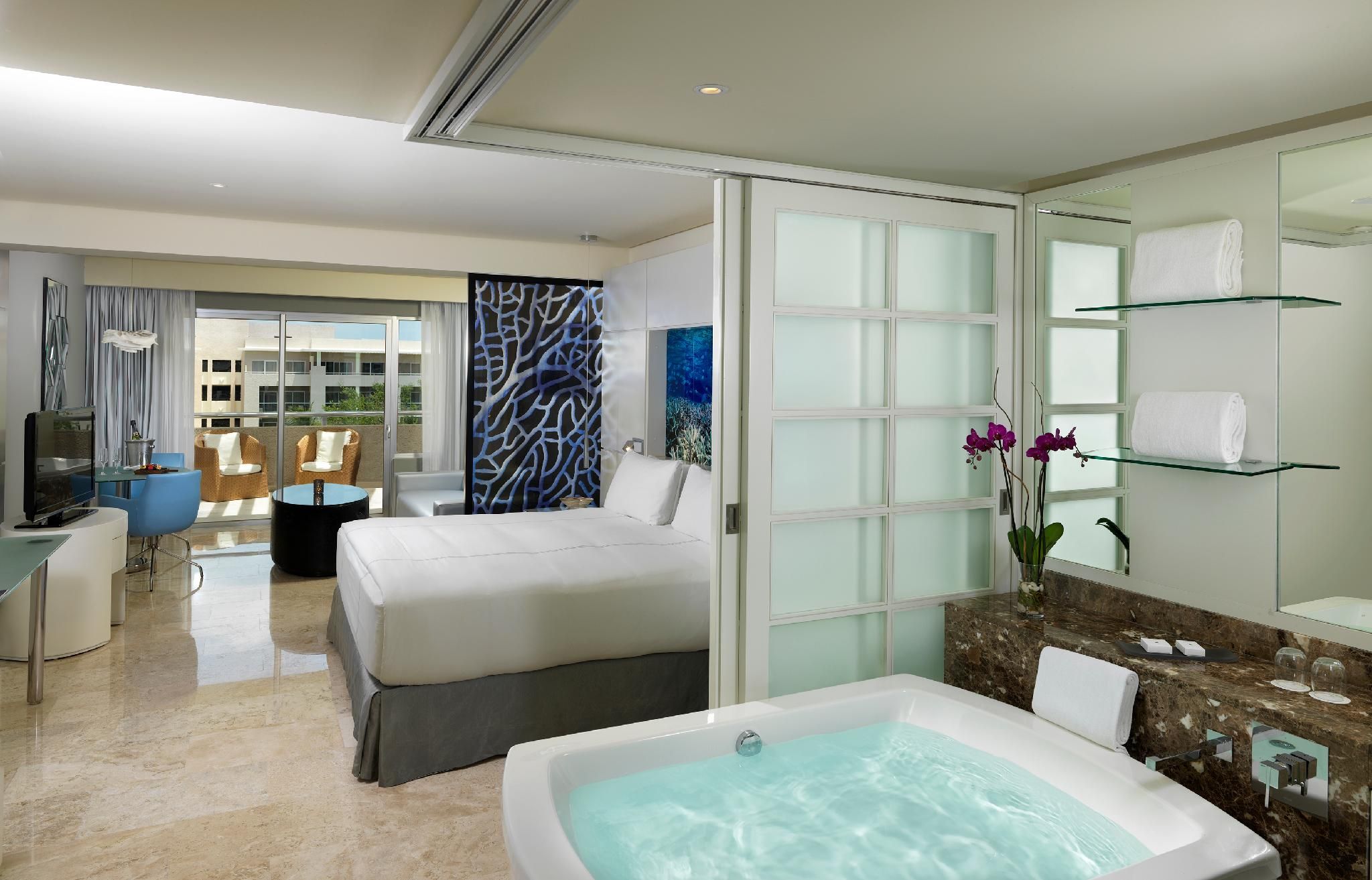Roulette Room Playa del Carmen or LaPerla