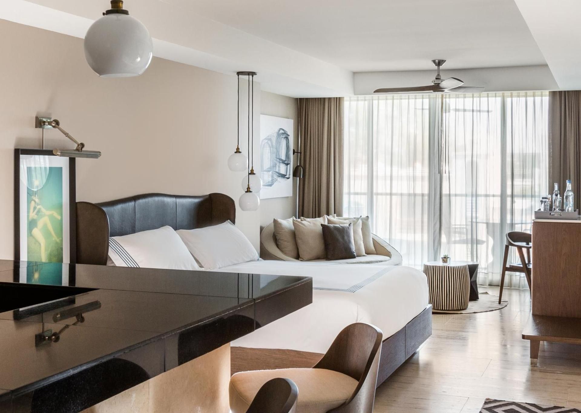 Urban Suite, Downtown House