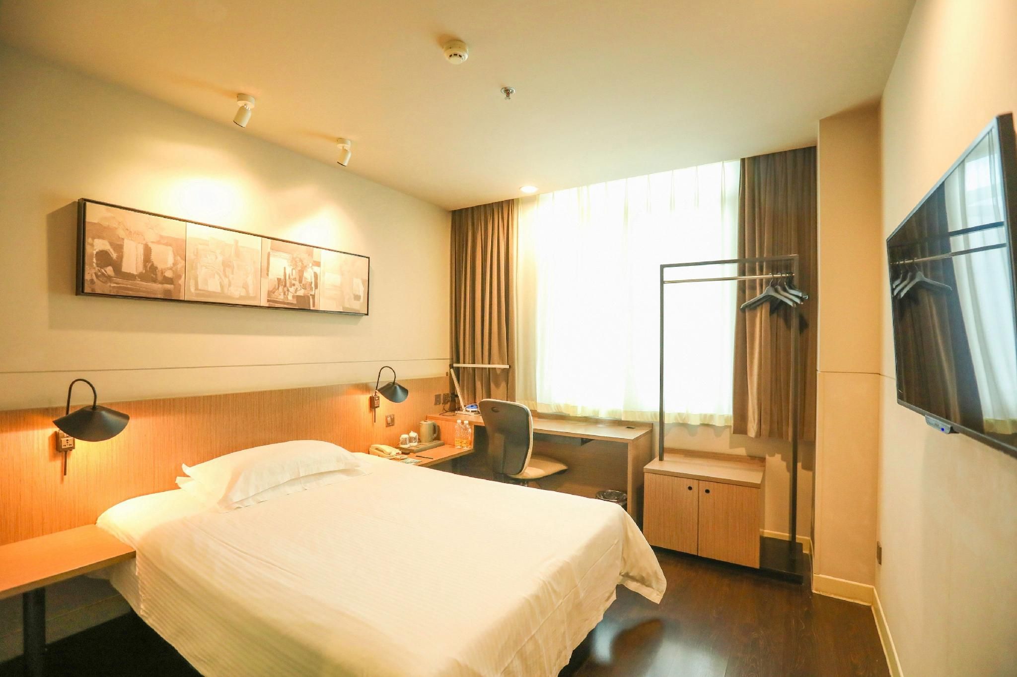 WH - Standard Room