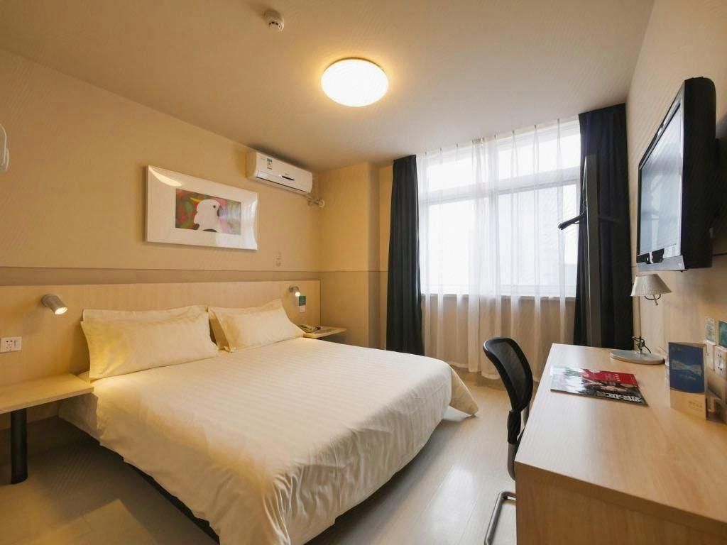 Zero Pressure - Standard Double Room