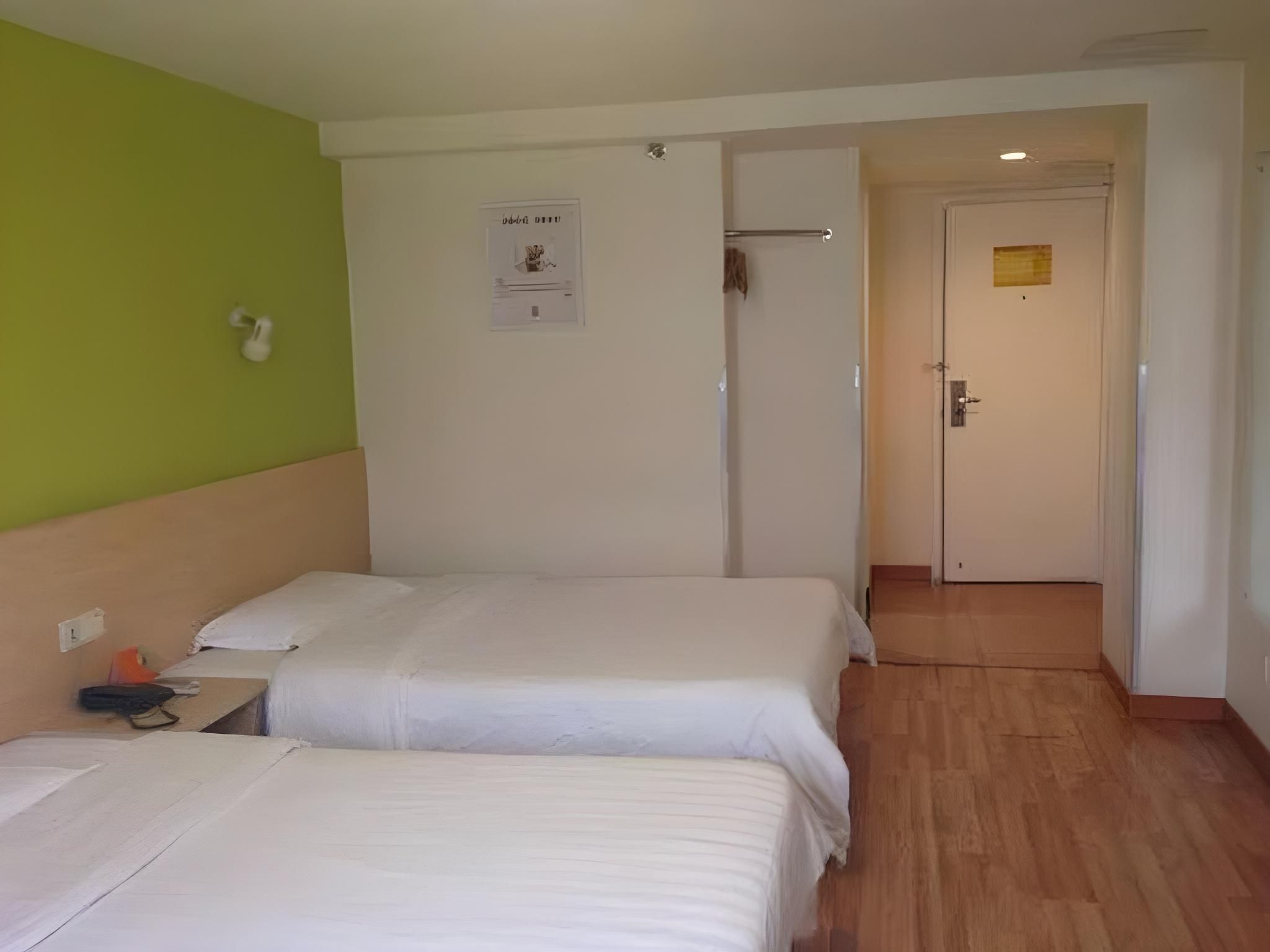 Corporate Twin, Guest room, 2 Twin/Single Bed(s), City view