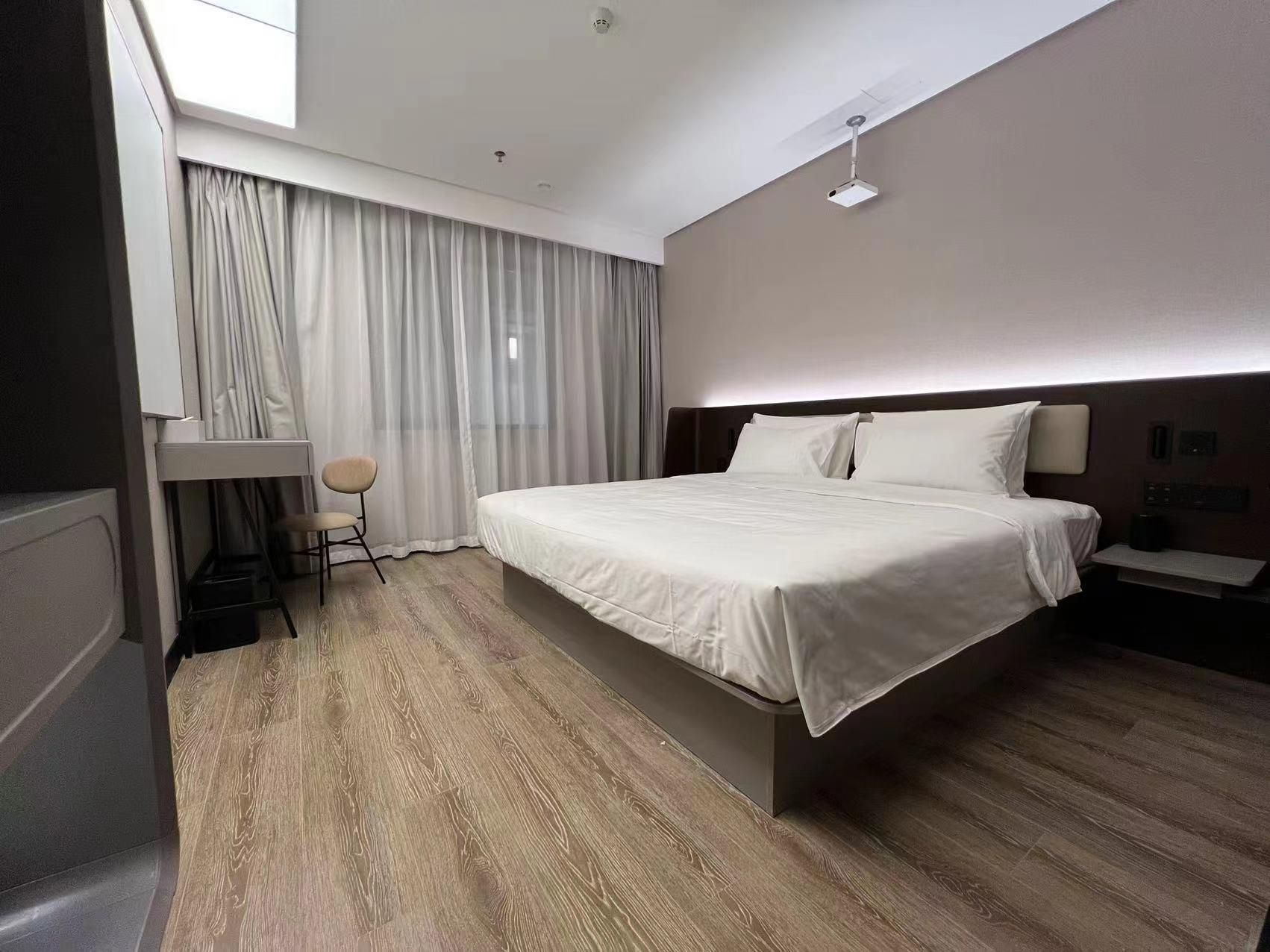 Huazhu - Superior Bed Room A