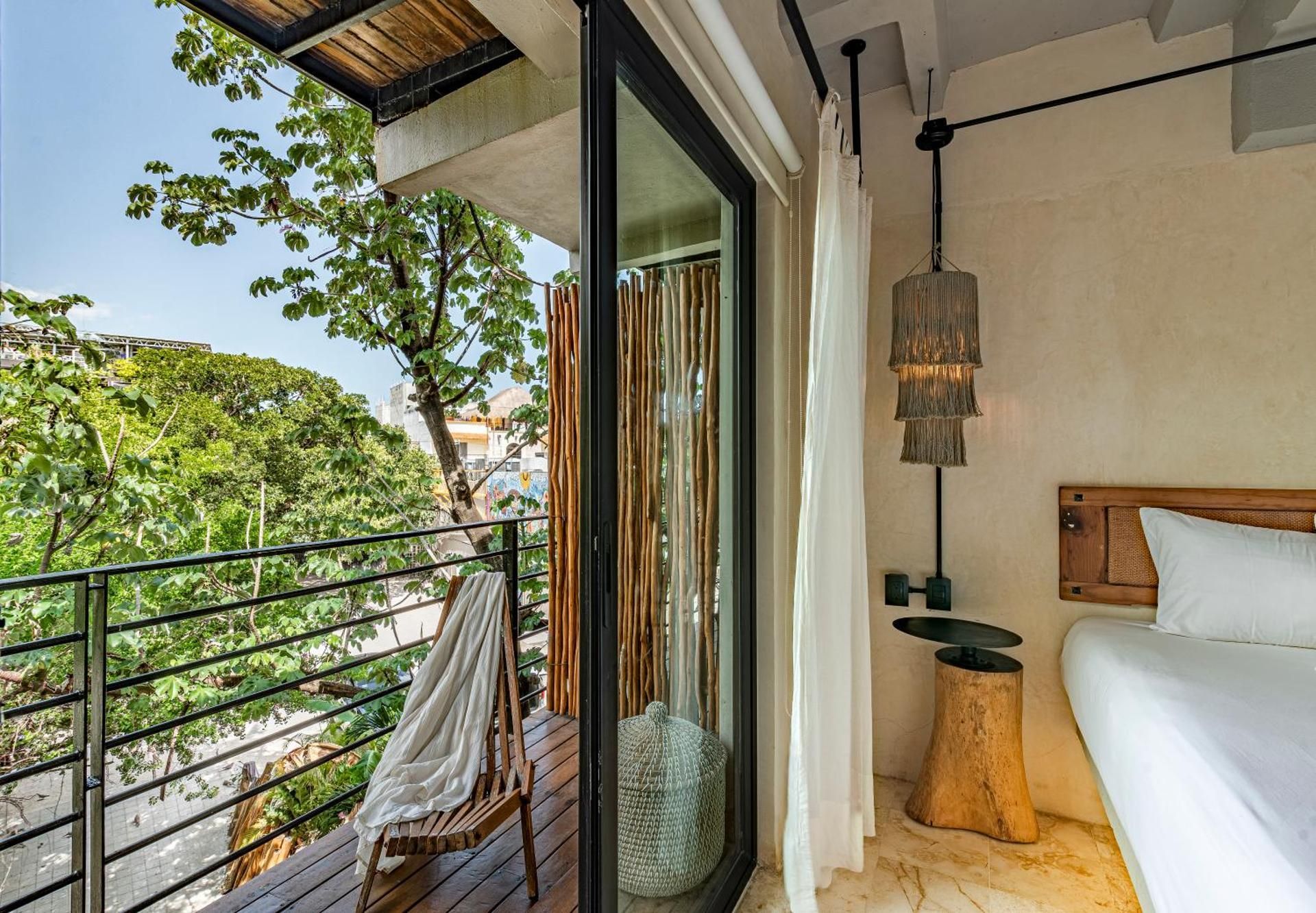 Deluxe Double Room with Balcony