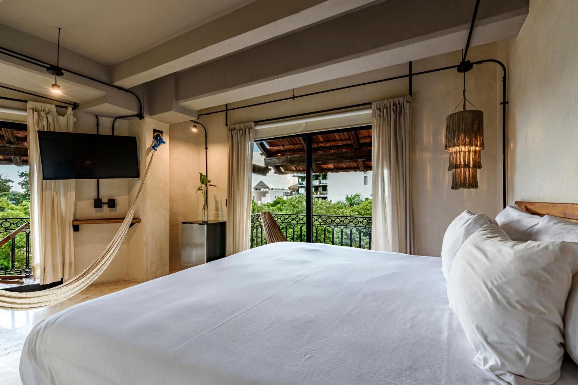 Junior Suite with Balcony