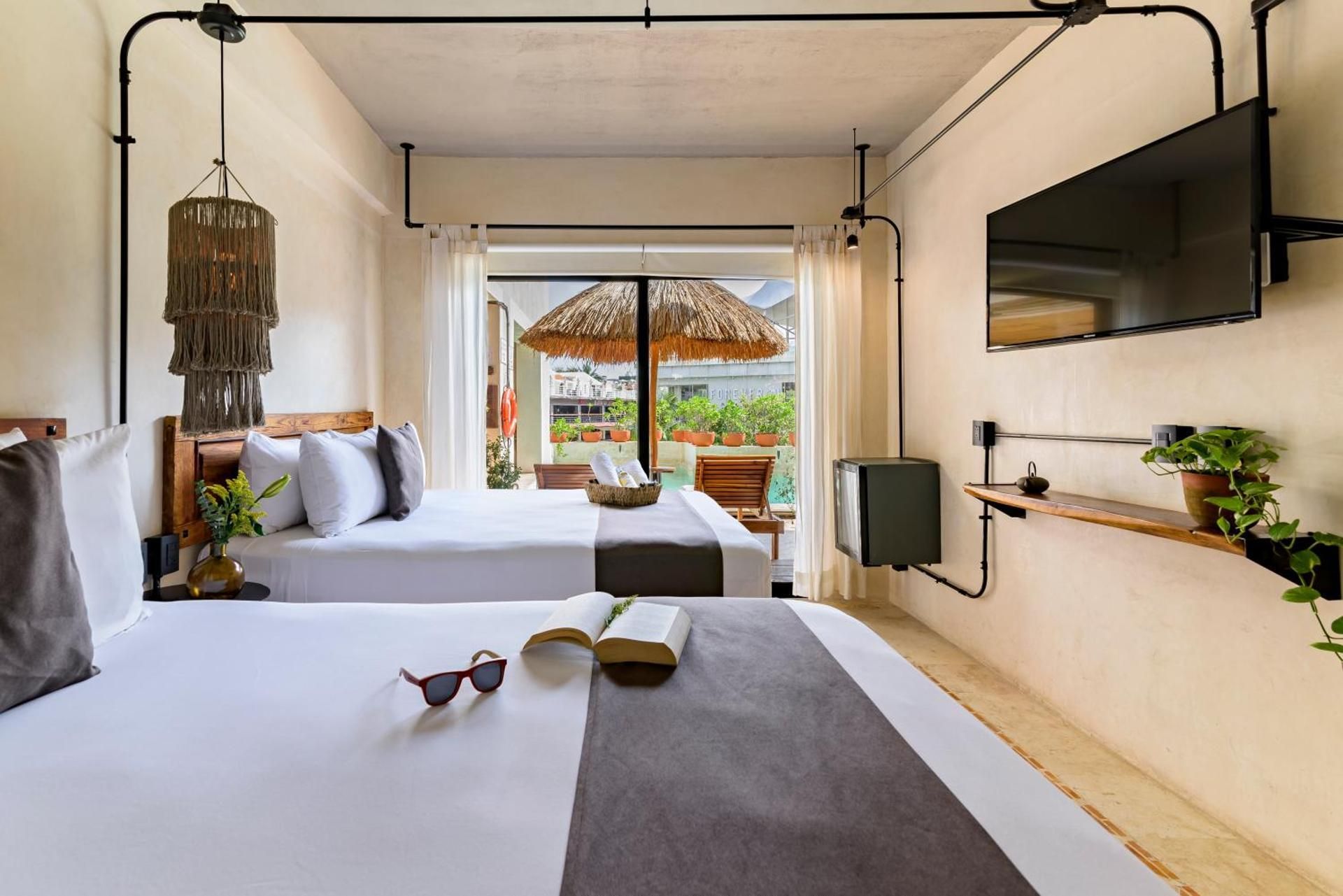 Double Room with Pool View