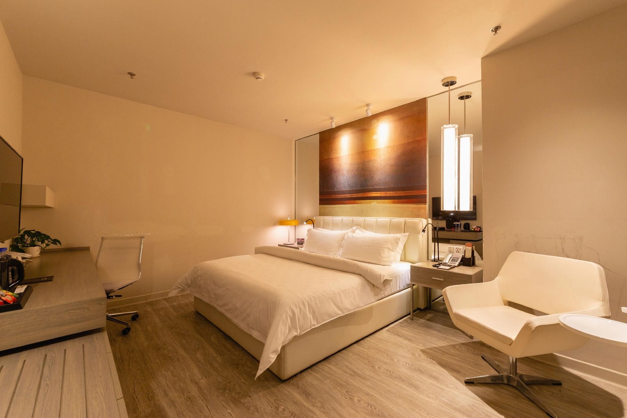 Very Sassy Double Room