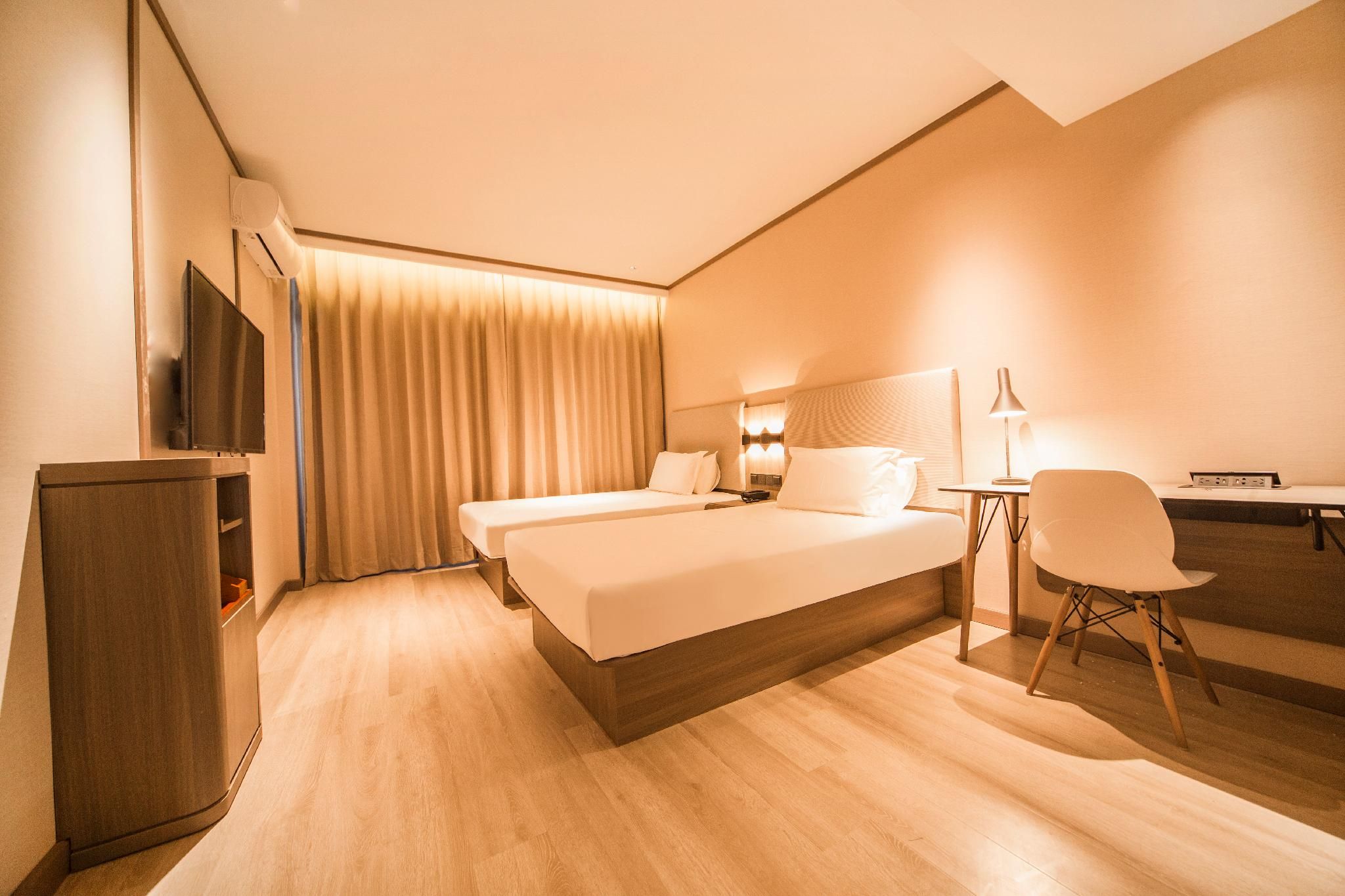 Huazhu - Twin Room